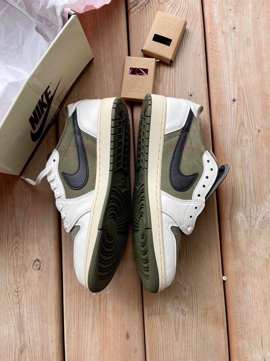 Jordan 1 Travis Scott Medium Olive - Image 2