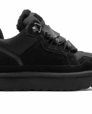 UGG LOWMEL TRIPLE BLACK
